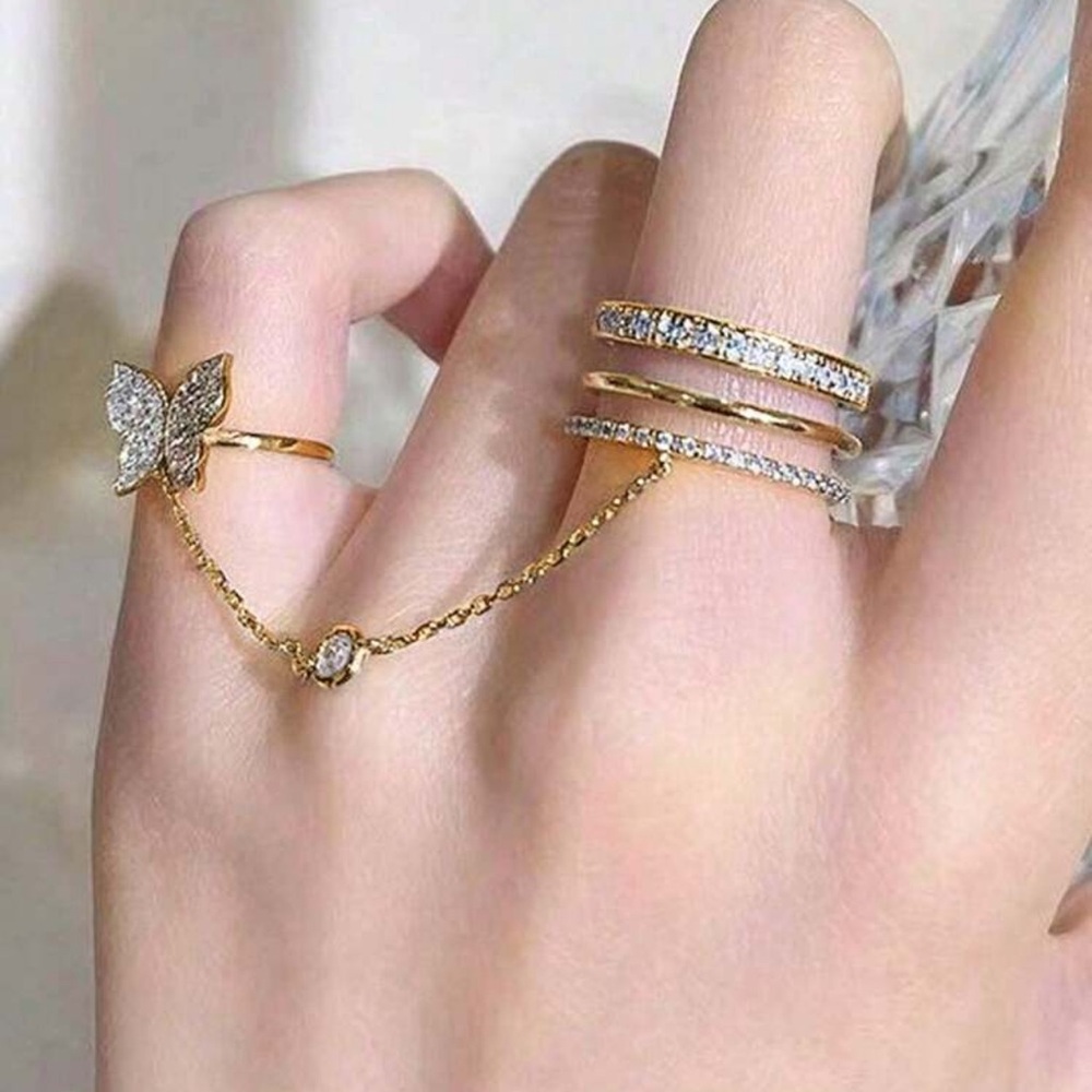 Elegant Gold Butterfly Chain Ring - Picture 2 of 3